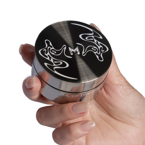 Transparent, crumbly, fine powder (limited edition)